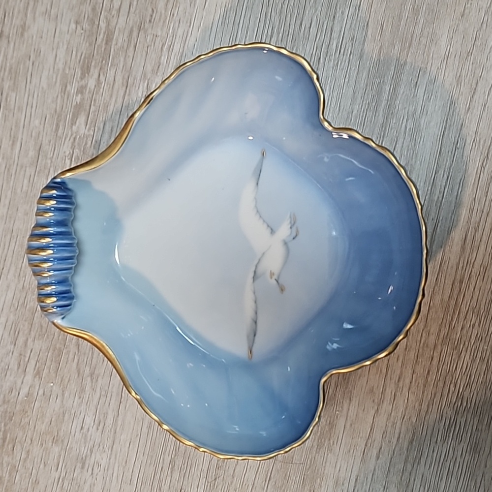 Bing & Grondahl Seagull Shell Dish